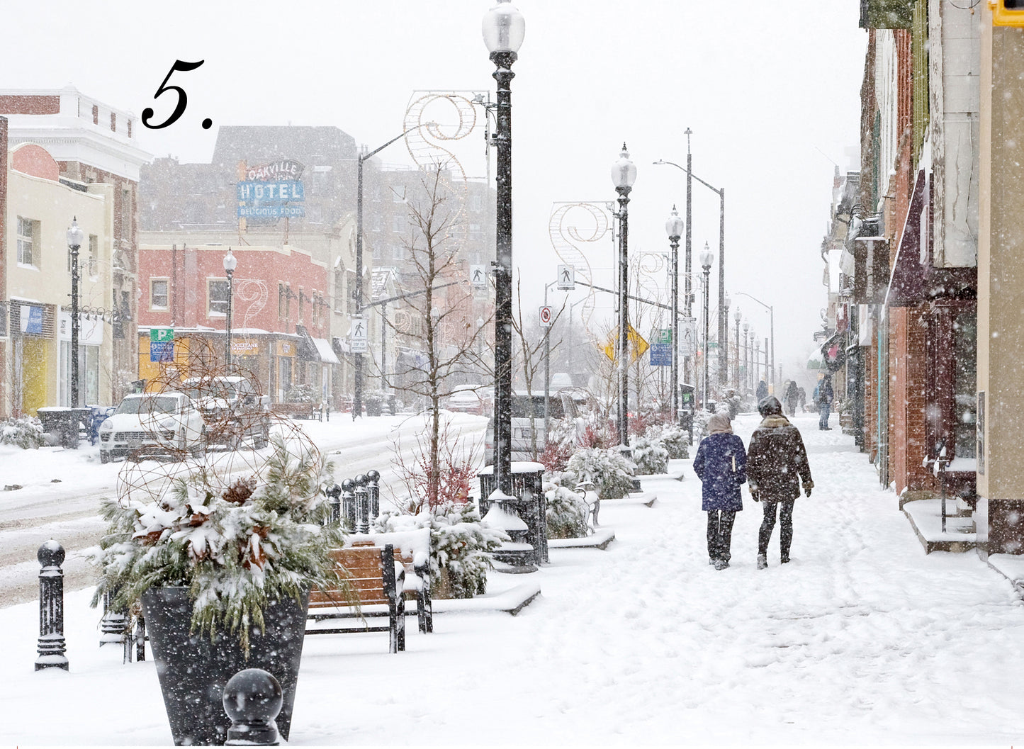 HOLIDAY SHOPPING - Downtown Oakville