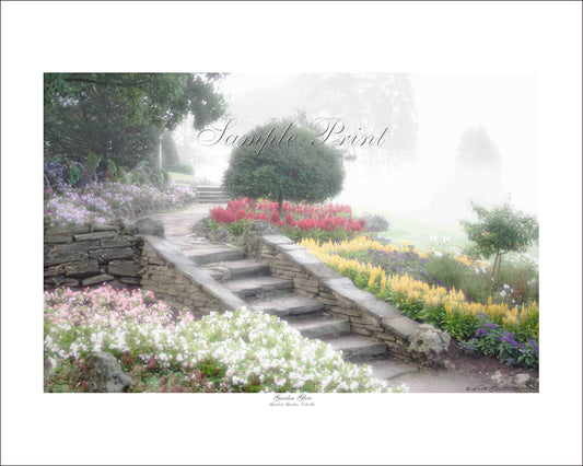 GARDEN GLOW - Gairloch Gardens, Oakville