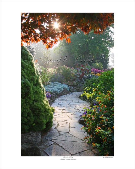 GARDEN WALK - Gairloch Gardens, Oakville